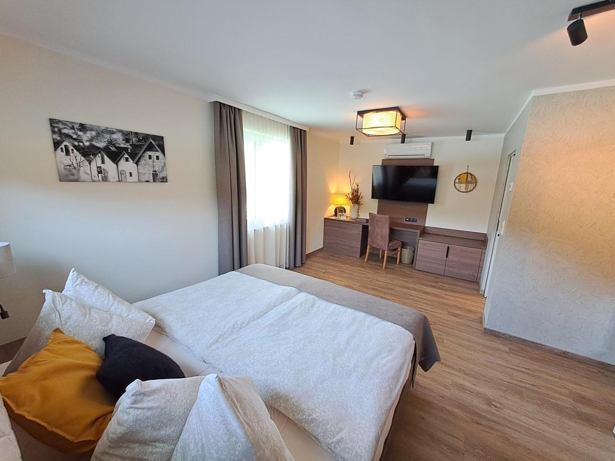 Schliefauhof Hotel Randegg Kültér fotó